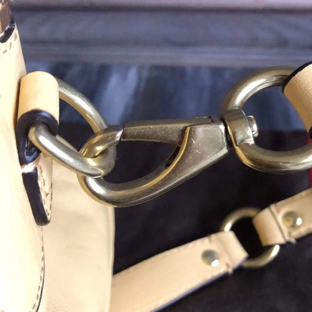 NWT Factory Coach Handbag - Picture 6 of 13